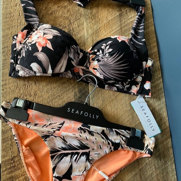 Seafolly bikini - Picture 1 of 4